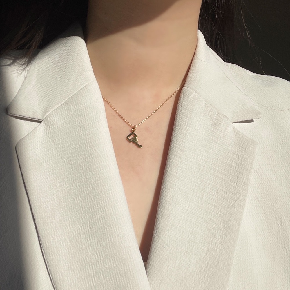 Louis Vuitton Petite Charm Key Necklace - Picture 2 of 2